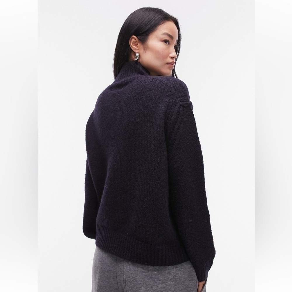 Topshop Turtleneck Sweater in Navy Size X-Small NWT